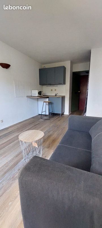 Appartement à louer, 18m², Cergy