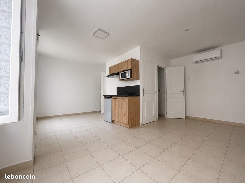 Appartement à louer, 25m², Saint-Amand-Montrond