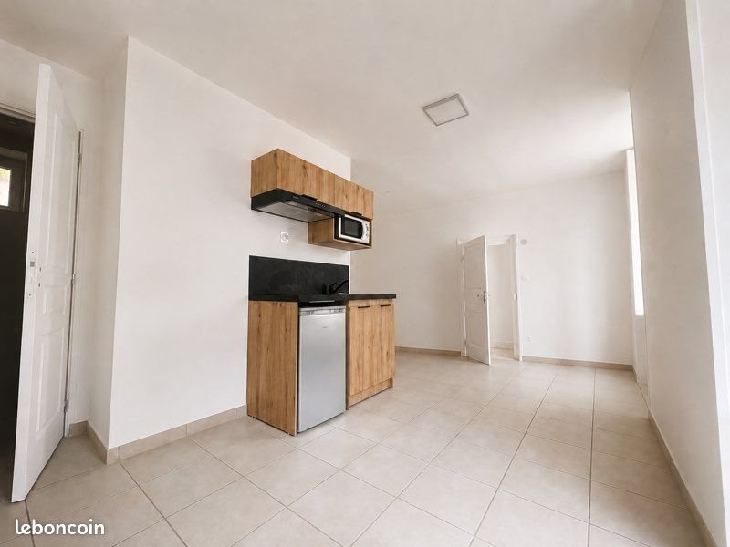 Appartement à louer, 25m², Saint-Amand-Montrond