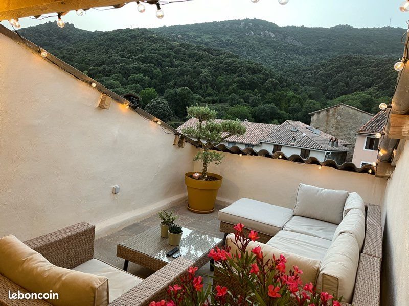 Appartement à louer, 72m², Vico