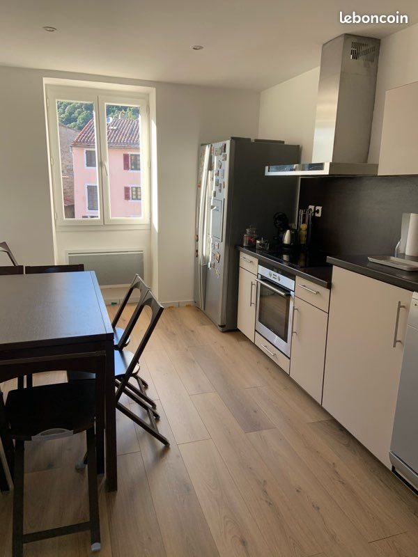 Appartement à louer, 72m², Vico