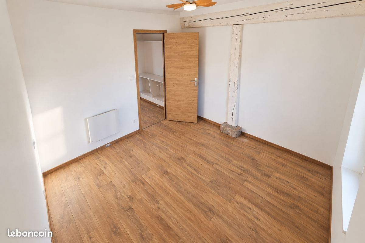 Appartement à louer, 47m², Poligny