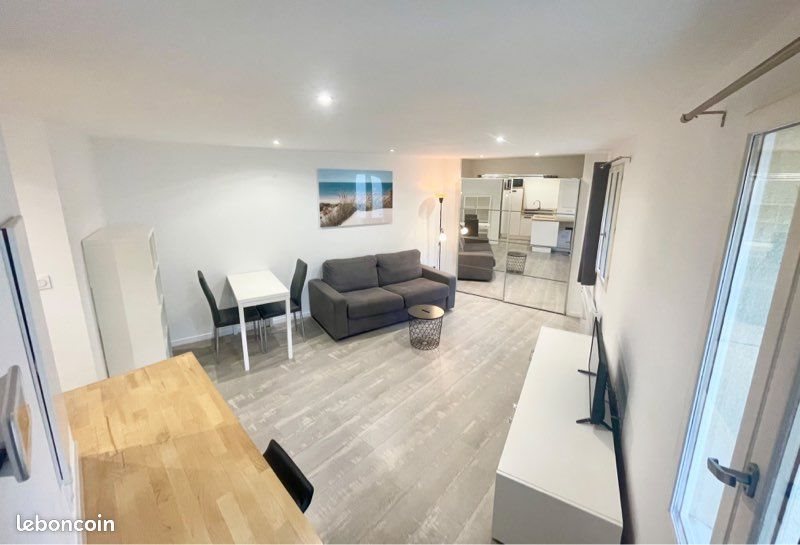 Appartement à louer, 24m², La Garde