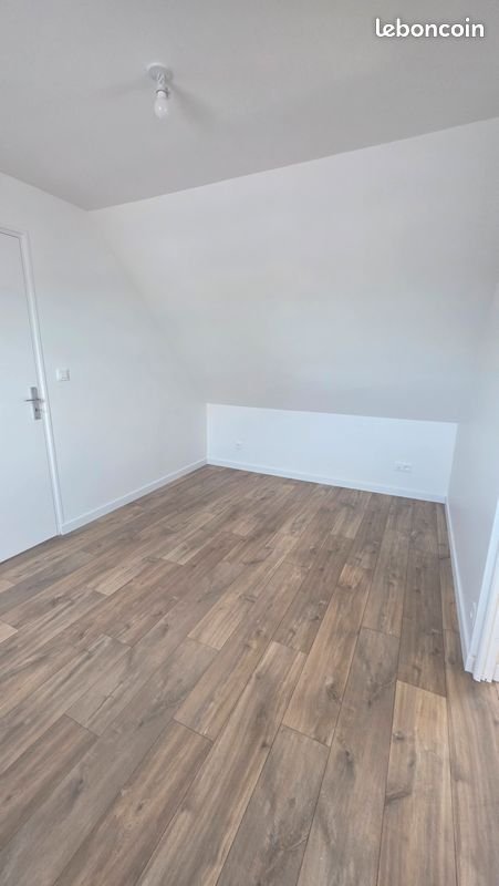 Maison à louer, 140m², Cerisy-la-Forêt