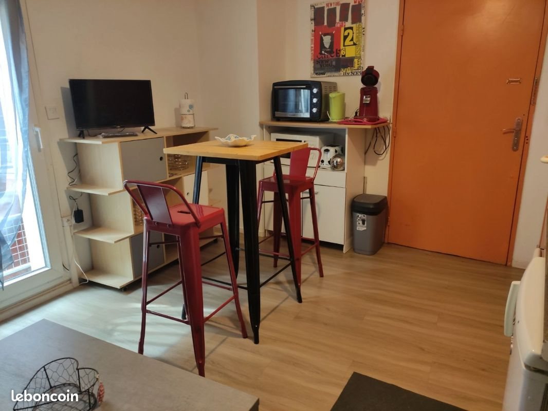Appartement à louer, 21m², Nîmes