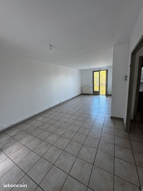 Appartement à louer, 83m², Tulle