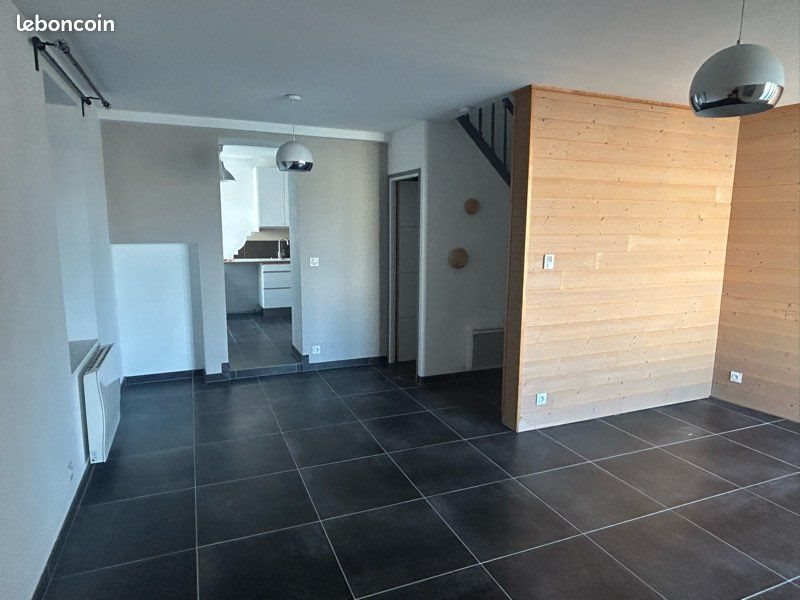 Maison à louer, 97m², Ligueil