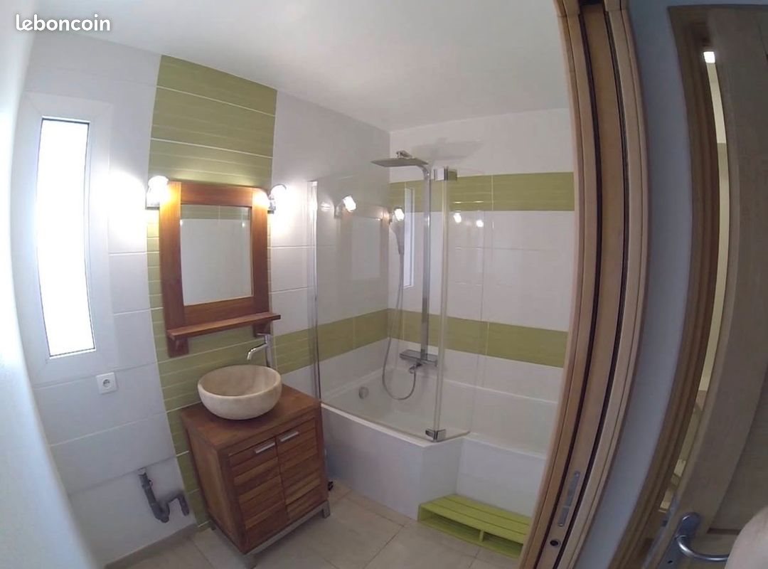 Appartement à louer, 70m², Marseille 8ème