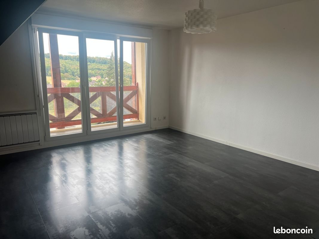 Appartement à louer, 85m², Courtelevant