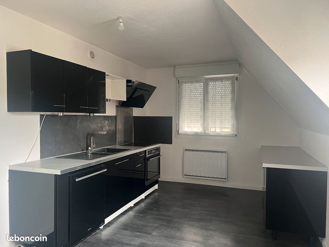 Appartement à louer, 85m², Courtelevant