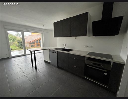 Advert pic 0