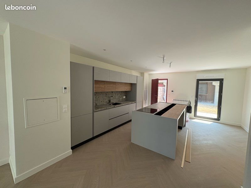 Appartement à louer, 127m², Bordeaux