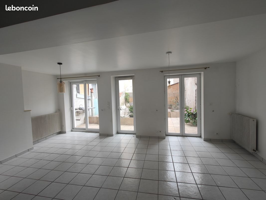 Appartement à louer, 95m², Aurillac