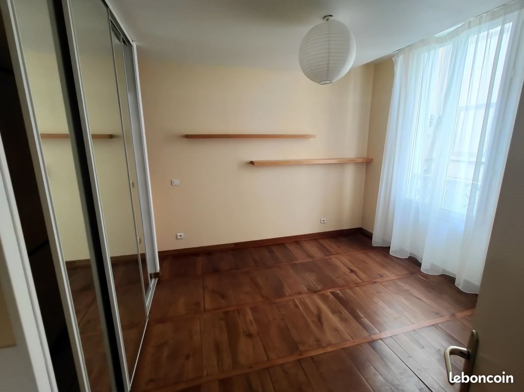 Appartement à louer, 95m², Aurillac