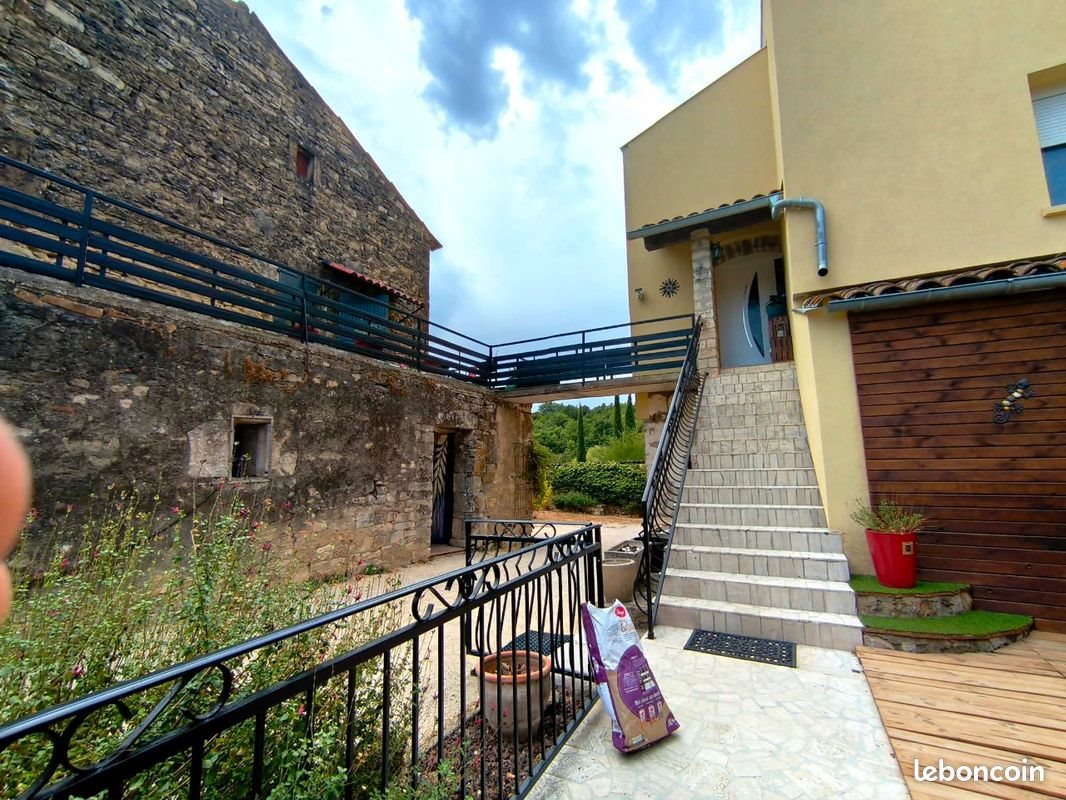 Maison à vendre, 126m², Barjac