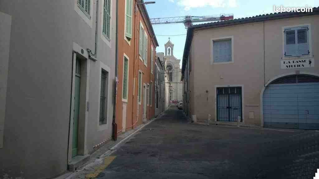 Appartement à louer, 28m², Nîmes