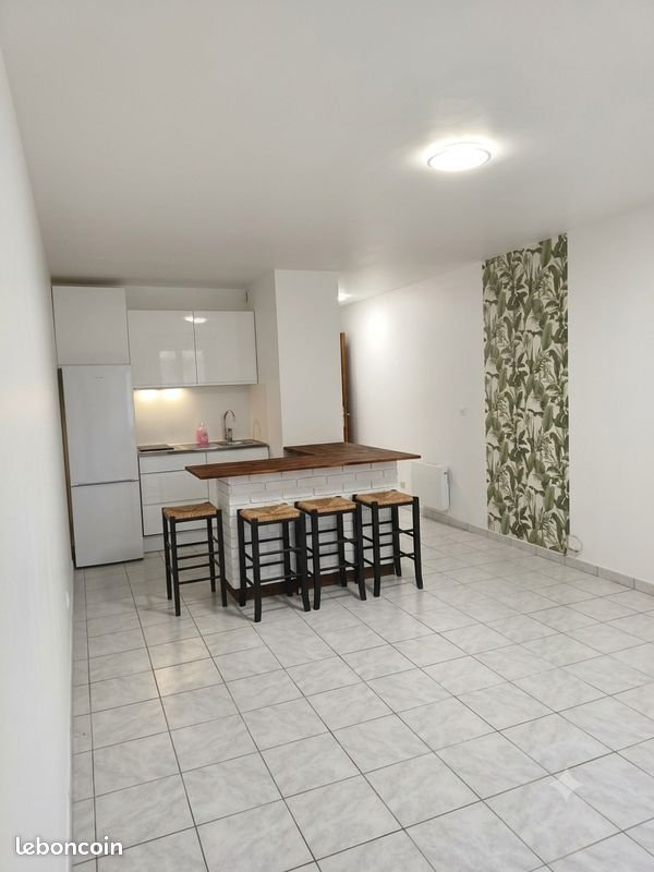 Appartement à louer, 30m², Etréchy