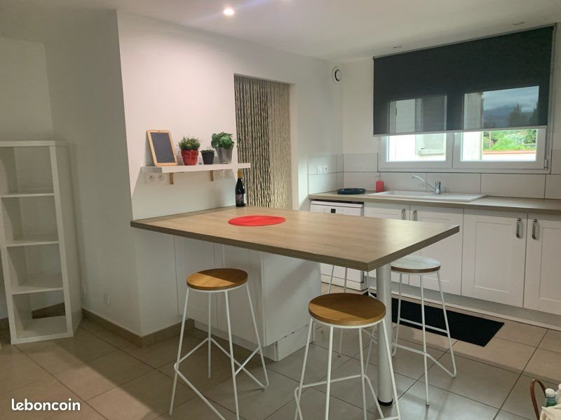 Appartement à louer, 60m², Llupia