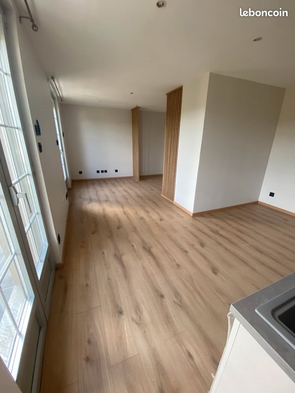 Appartement à louer, 33m², Ecole-Valentin