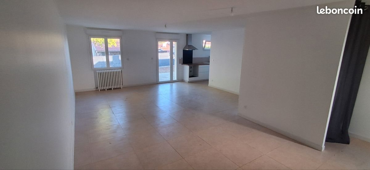 Maison à louer, 85m², Linars