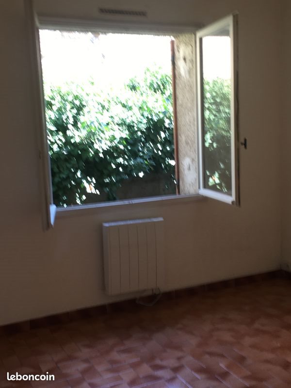 Maison à louer, 72m², Connaux
