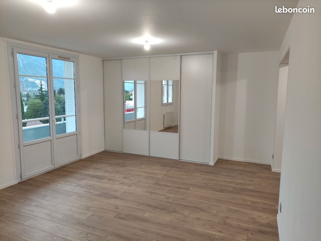 Appartement à louer, 63m², Saint-Egrève