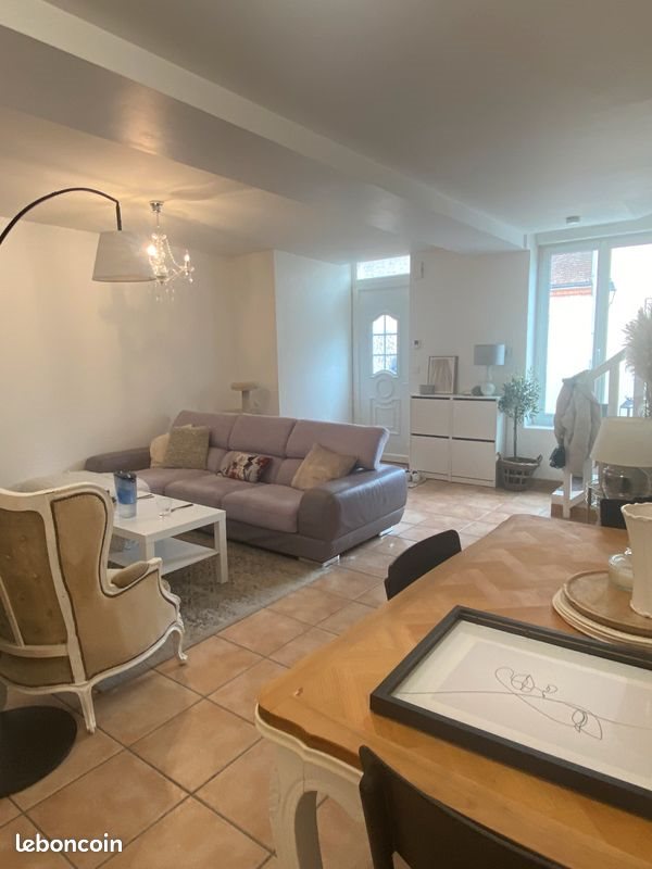 Maison à louer, 79m², Nevoy