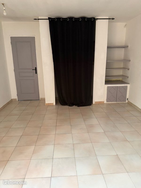 Appartement à louer, 60m², L'Isle-sur-la-Sorgue