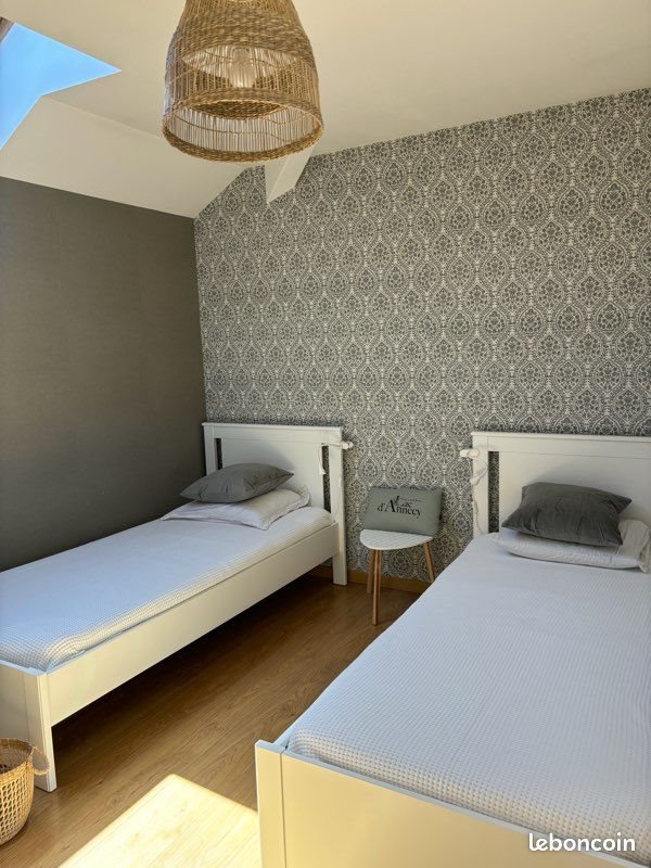 Appartement à louer, 70m², Sévrier