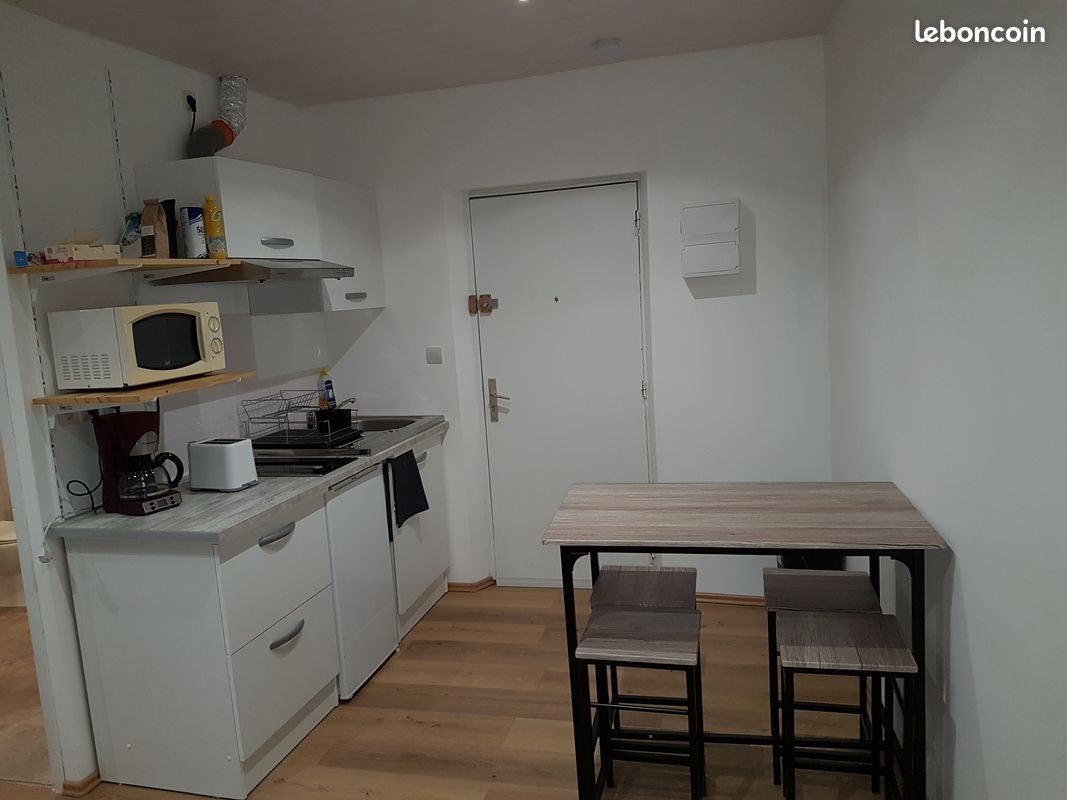 Appartement à louer, 21m², Maurs