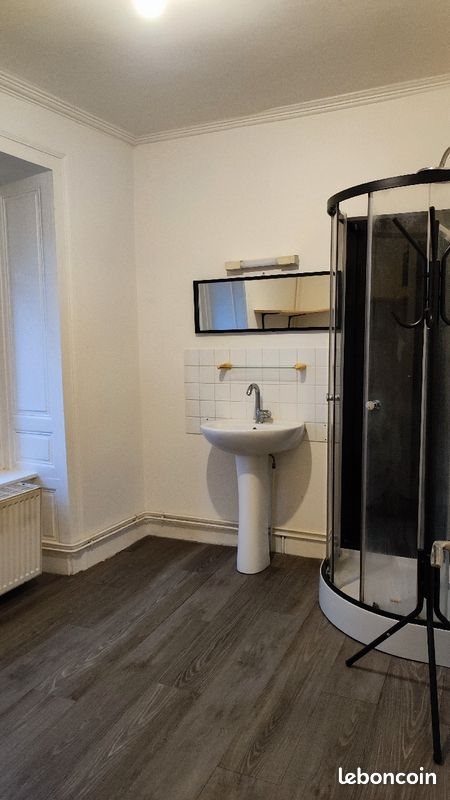 Appartement à louer, 60m², Saint-Léonard-de-Noblat