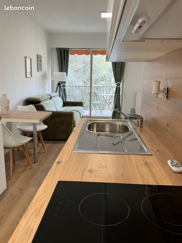 Appartement à louer, 24m², Peymeinade