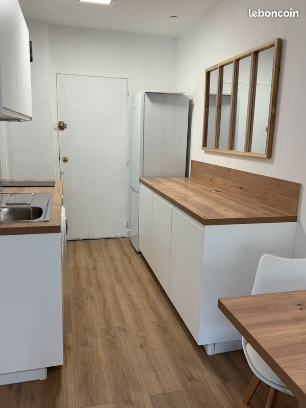 Appartement à louer, 24m², Peymeinade
