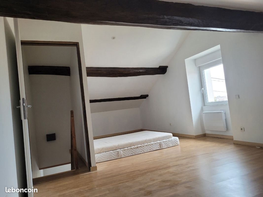 Maison à louer, 70m², Biesles