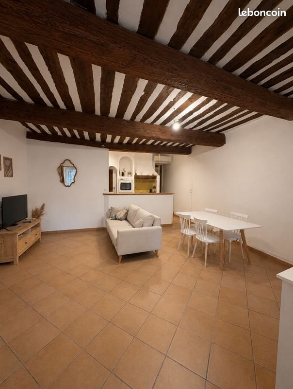 Maison à louer, 82m², Aramon