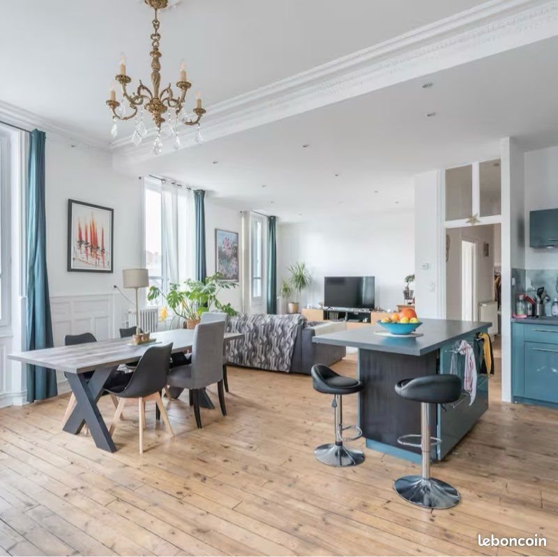 Appartement à louer, 100m², Le Puy-en-Velay