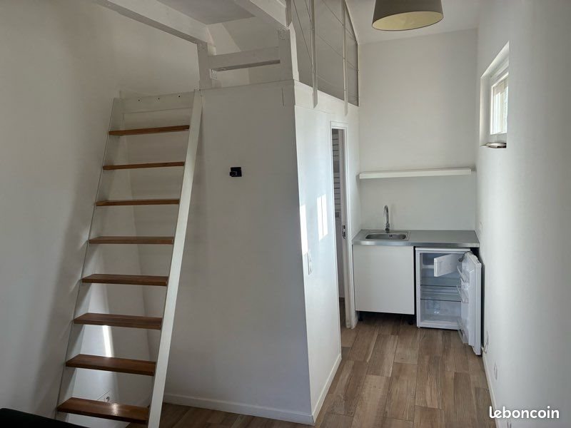 Appartement à louer, 20m², Éguilles