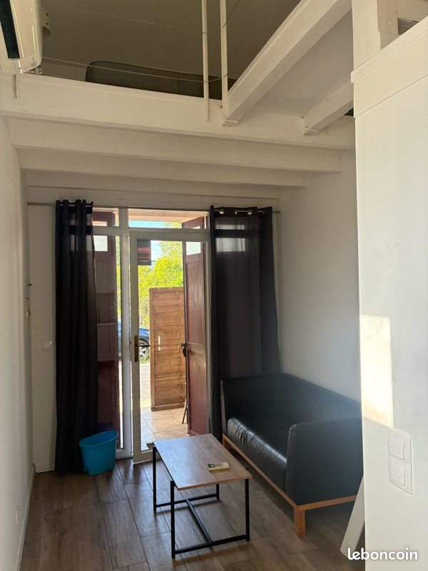 Appartement à louer, 20m², Éguilles