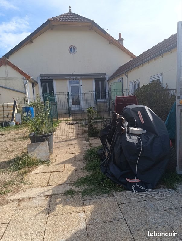 Maison à vendre, 110m², Cluis