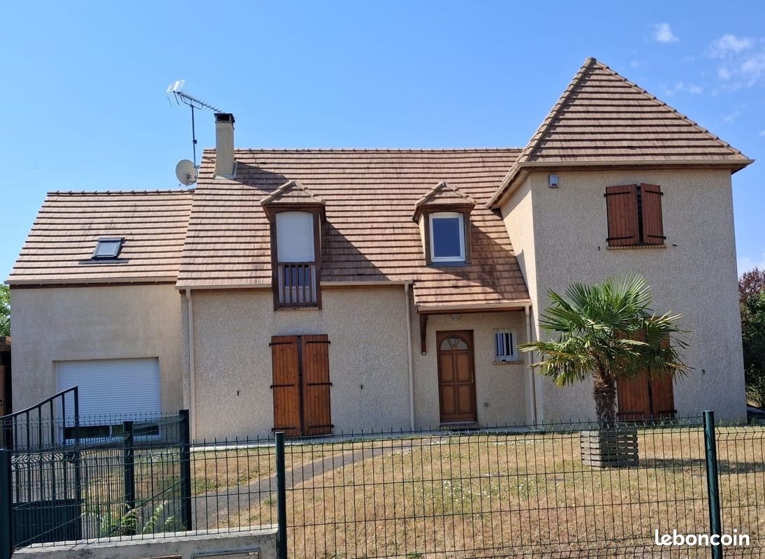Maison à vendre, 180m², Sainte-Gemme-Moronval