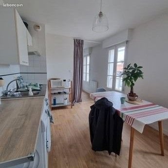 Appartement à louer, 22m², La Rochelle