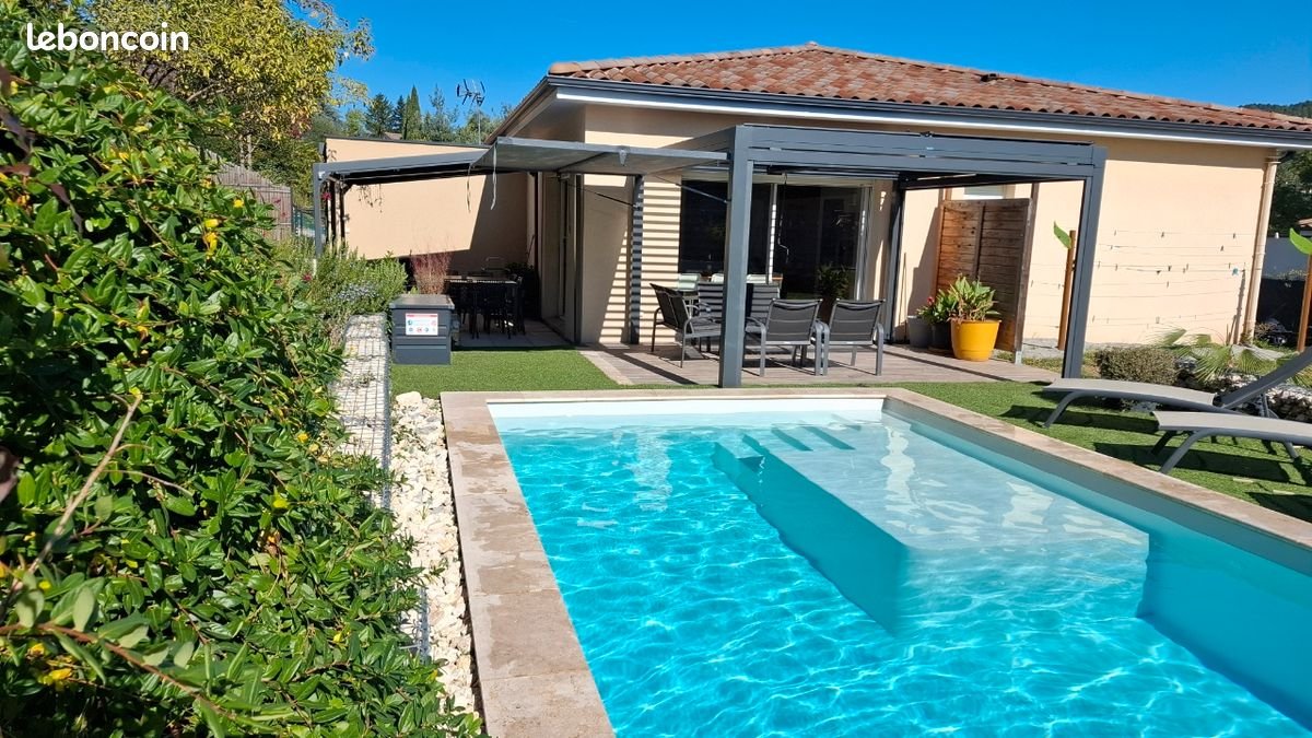 Maison à louer, 93m², Aubenas