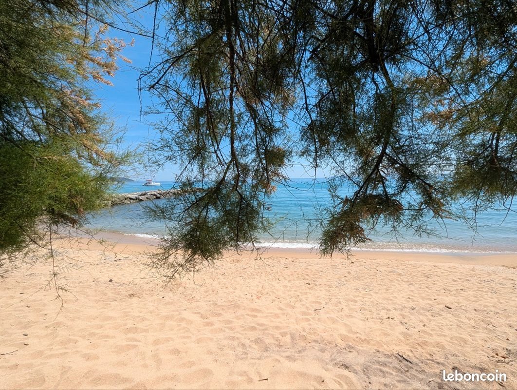 Appartement à louer, 20m², Le Lavandou