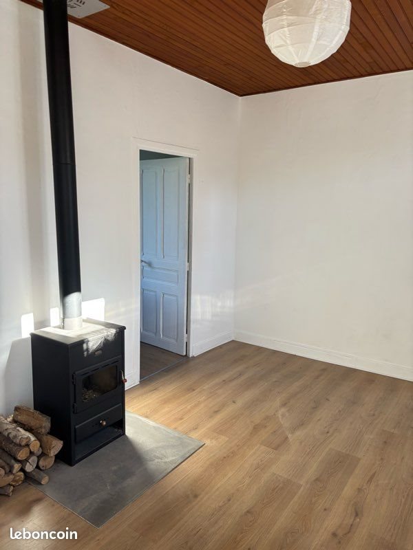 Appartement à louer, 50m², La Courtine