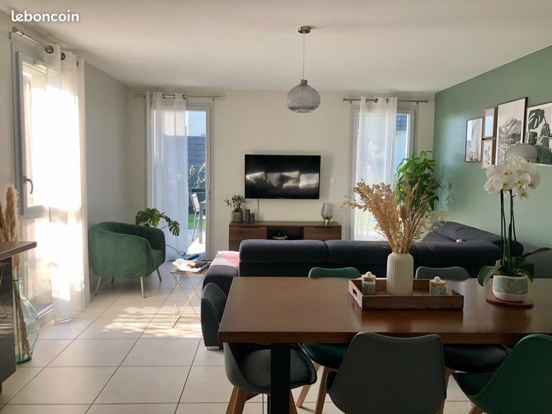Appartement à louer, 71m², Charly