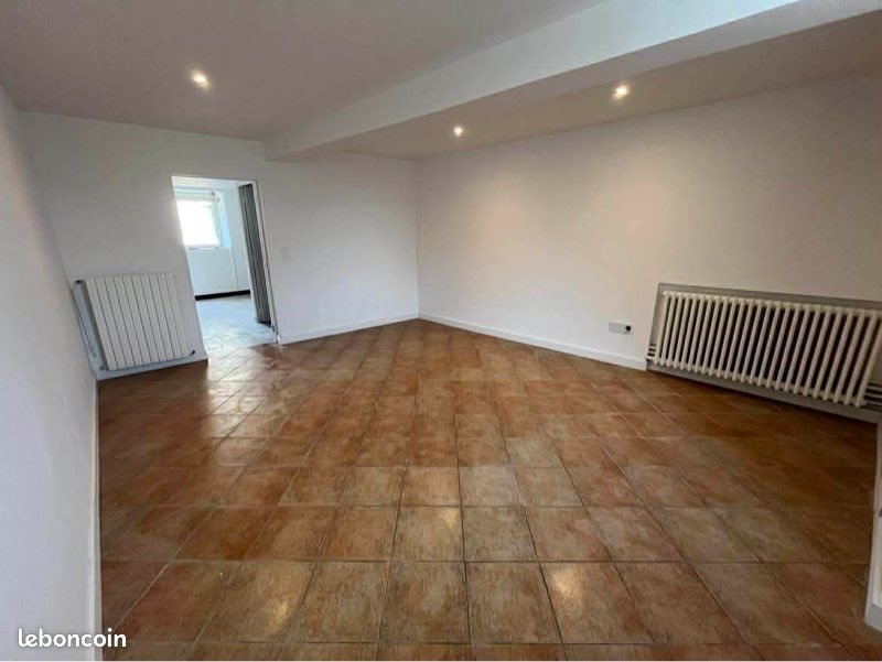 Maison à louer, 63m², Mamers