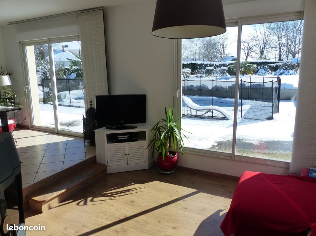 Maison à louer, 120m², Espoey