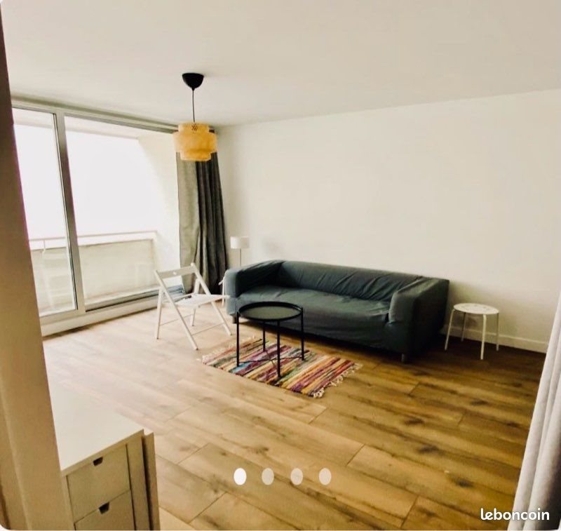 Appartement à louer, 25m², Courbevoie