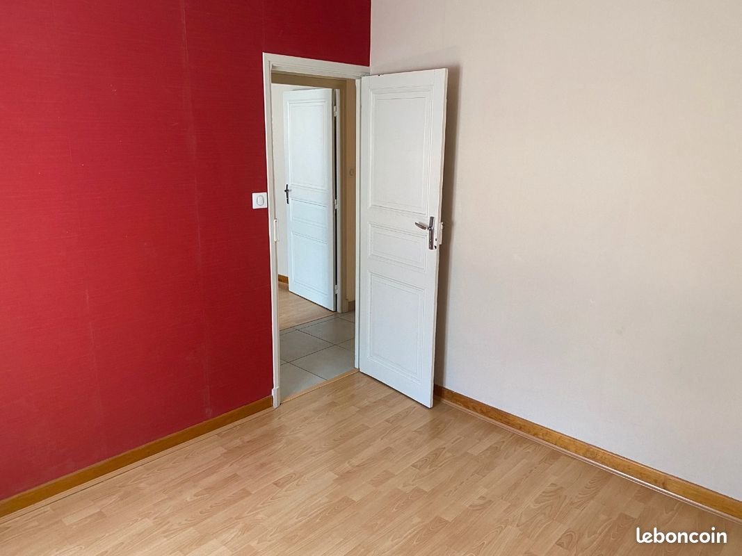 Appartement à louer, 47m², Millau