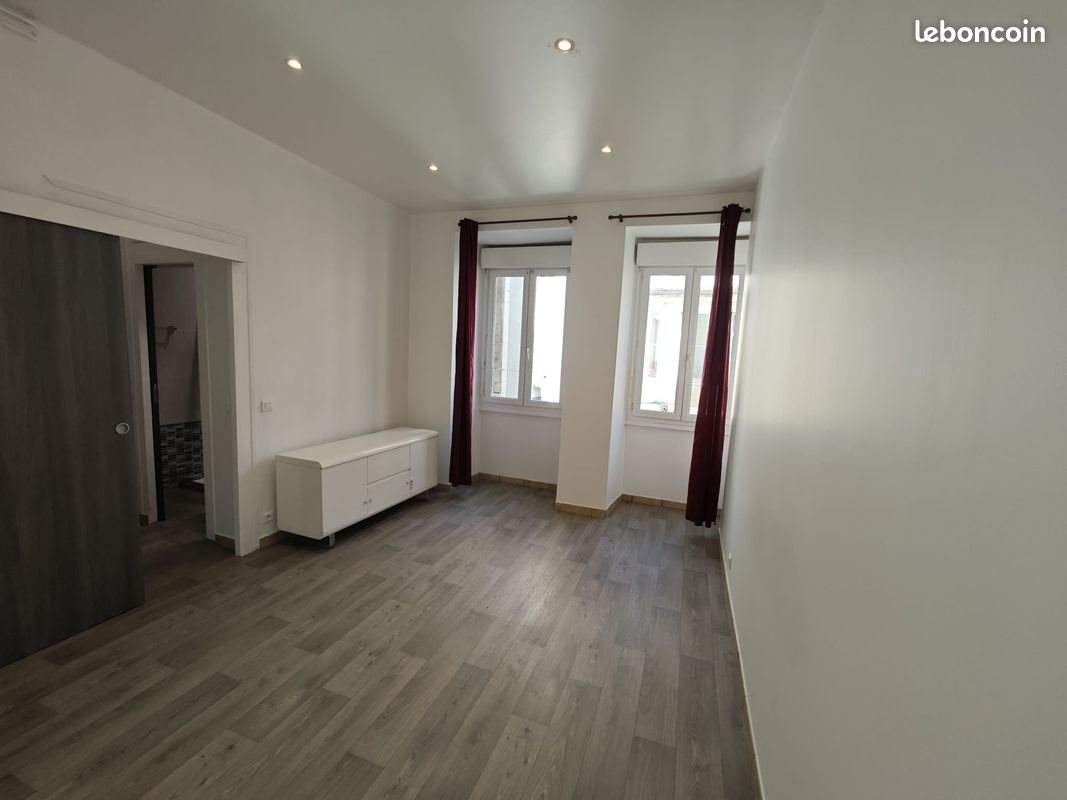 Appartement à louer, 33m², Pau